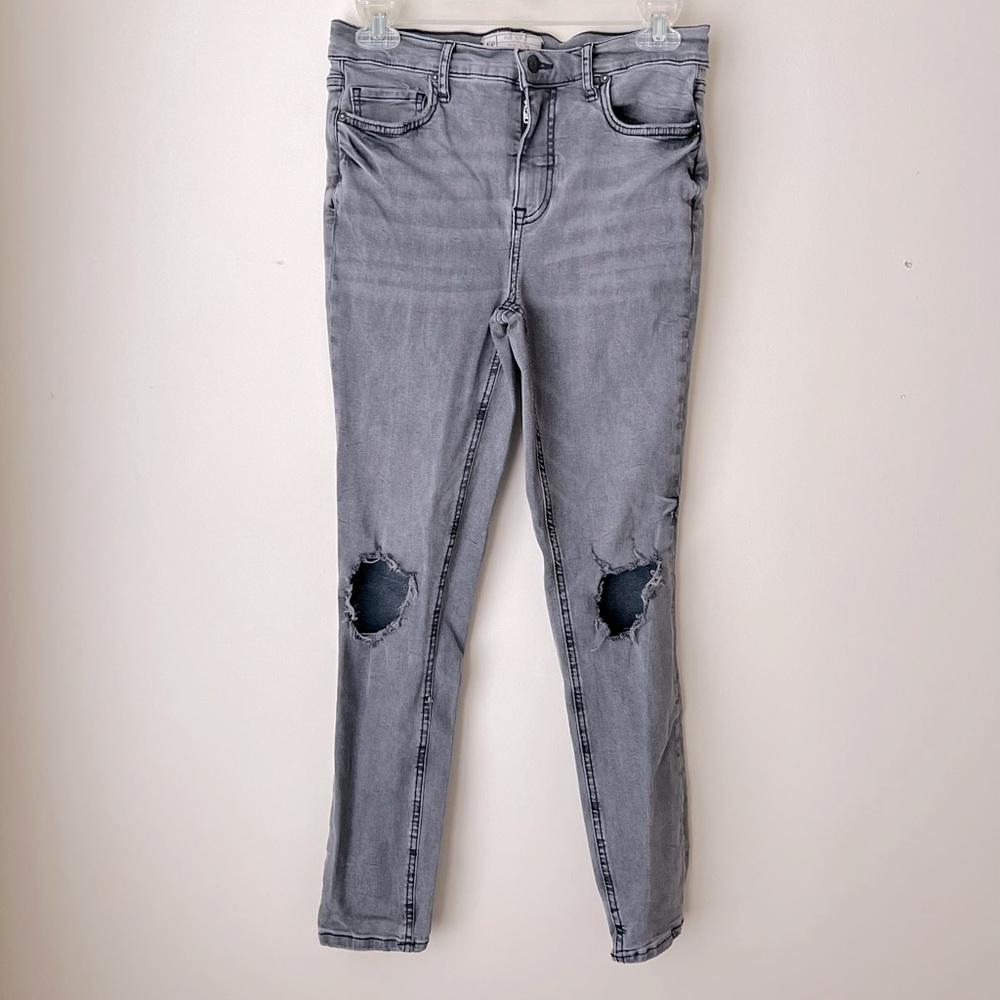 Free People Stretchy Ripped Gray Ankle Skinny Jeans Size 28